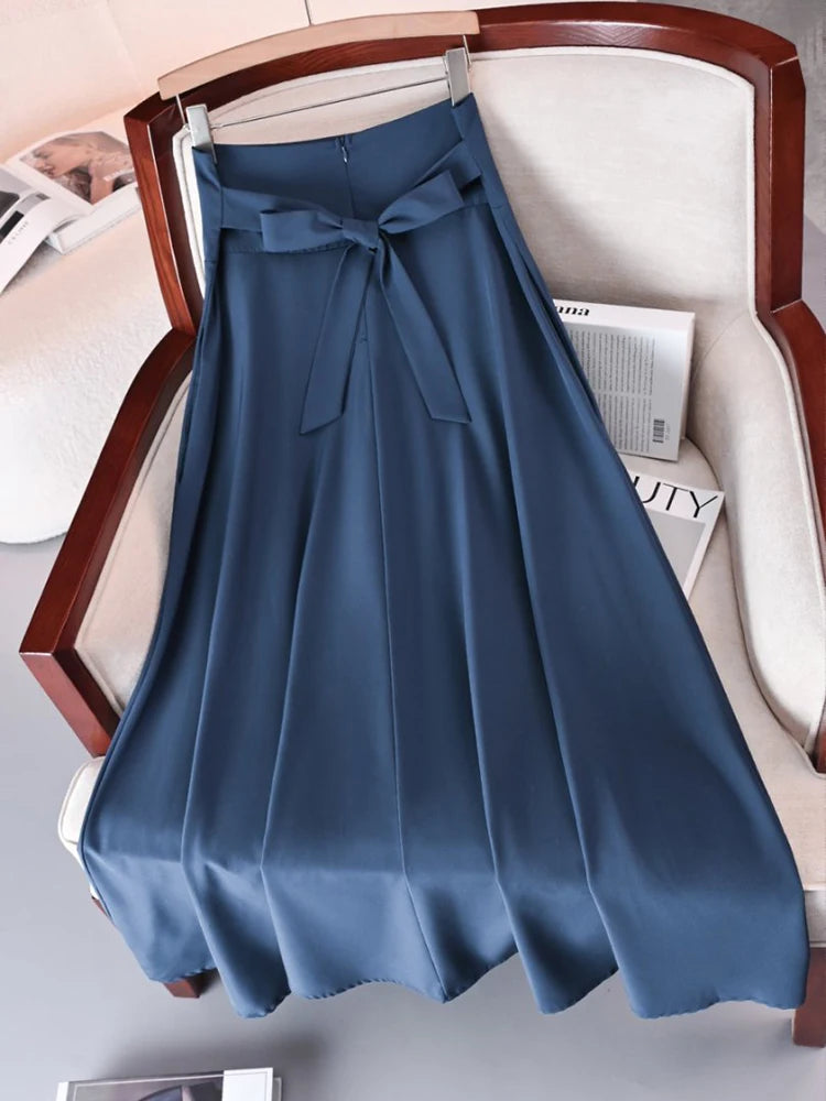 Bow-Detail A-Line Midi Skirt