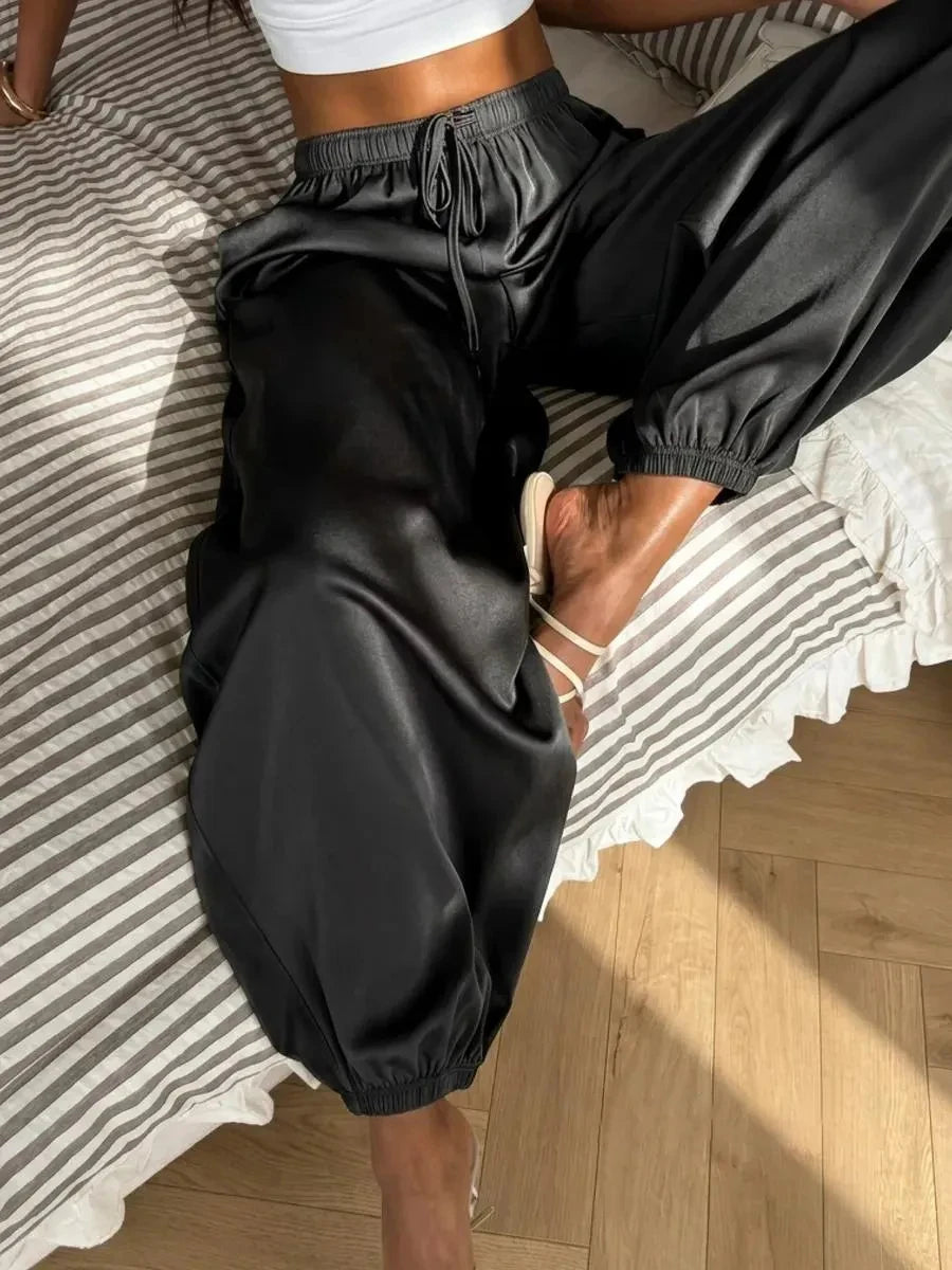 Relaxed Ankle-Length Harem Trousers